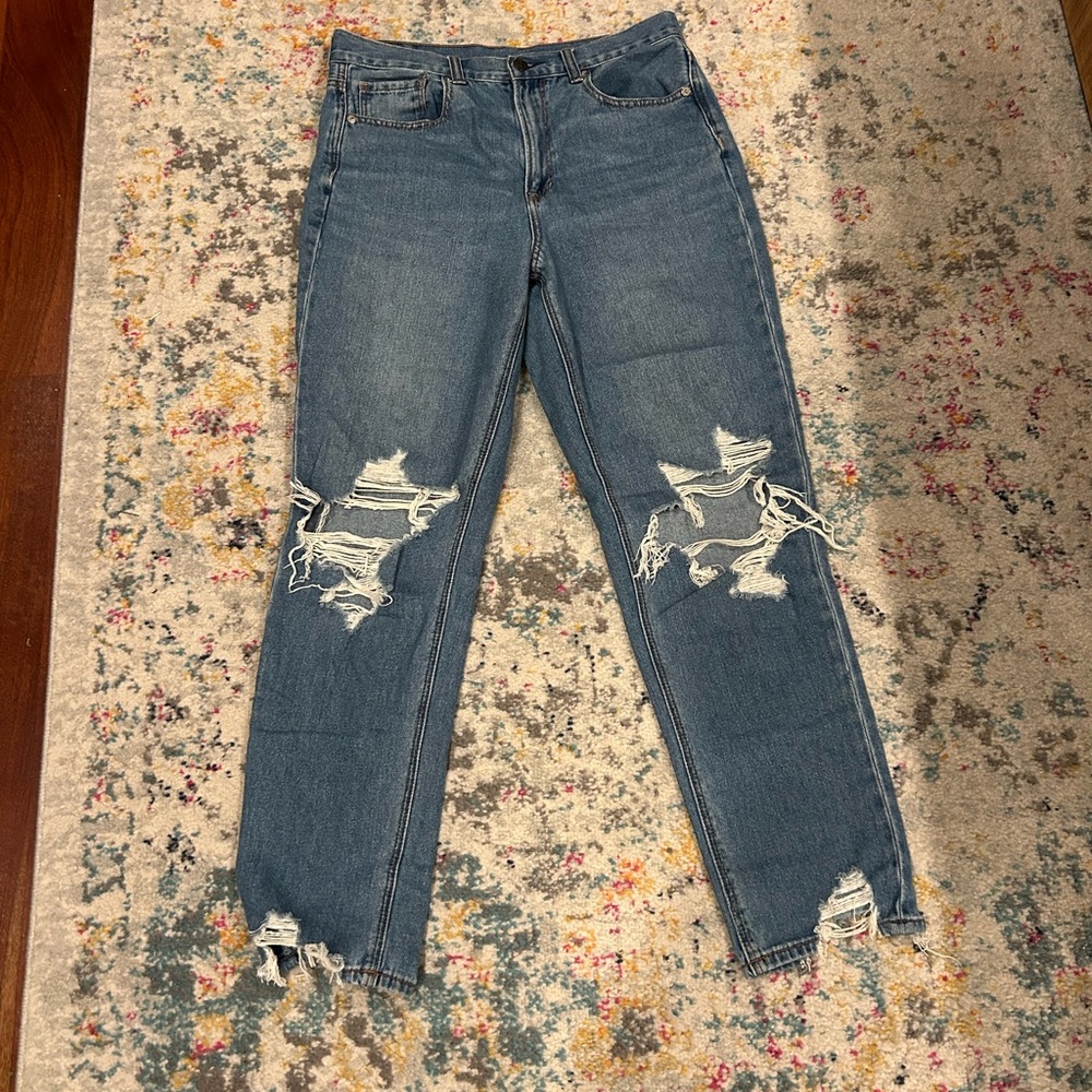American Eagle Outfitters Ripped Blue Jeans
